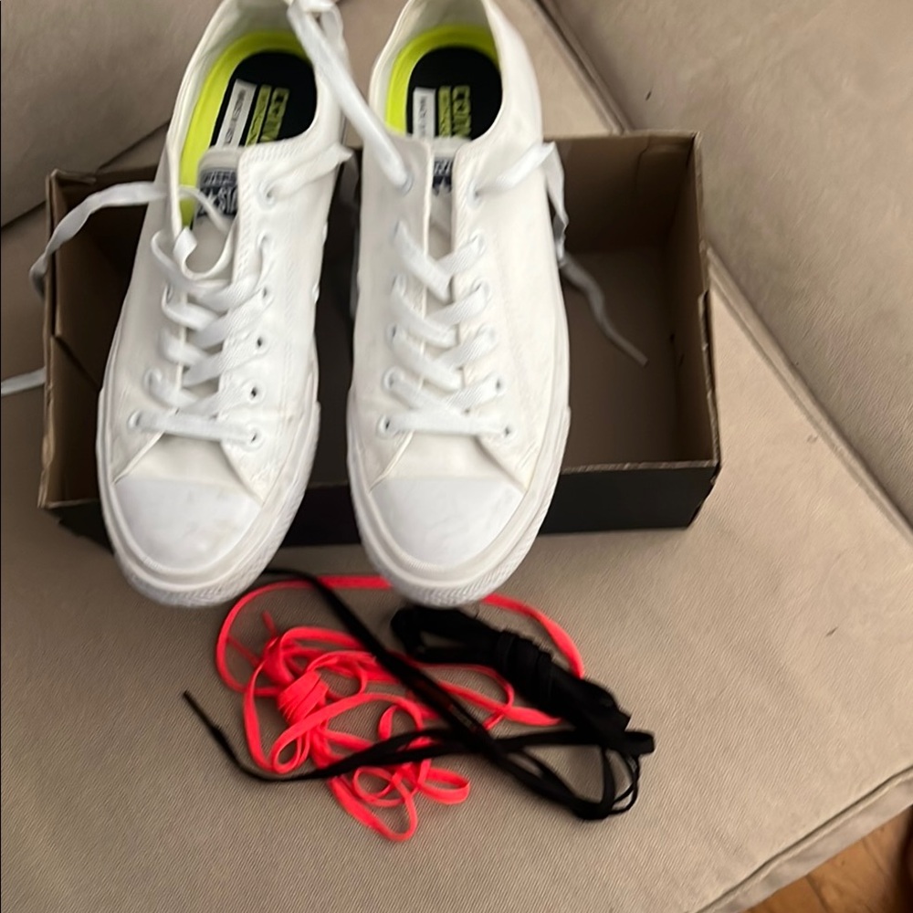 Converse Classic White